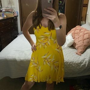 Spaghetti strap yellow print dress